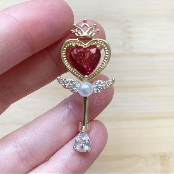 Heart & wings broach - Picture 3 of 3